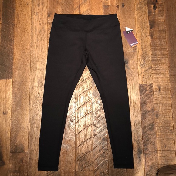 Zella Pants - NWT large Zella slim fit leggings
